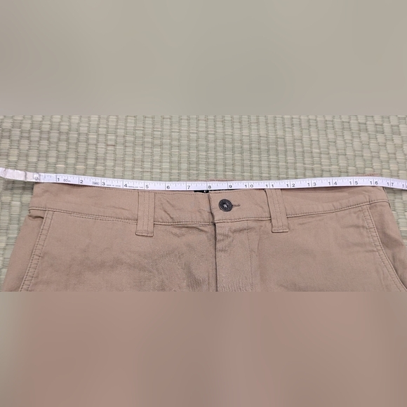 Filson Granite Mountain Shorts Tan Men's Size 32 - Picture 5 of 6